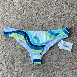 Carve Designs La Jolla Reversible Bottom
